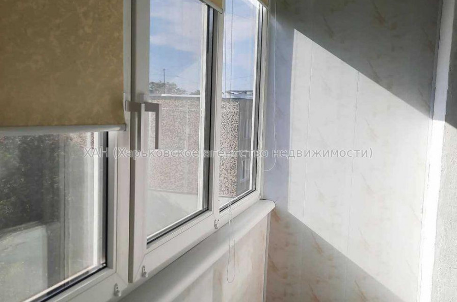 Продам квартиру, Ньютона ул. , 2 кім., 45 м², капитальный ремонт 