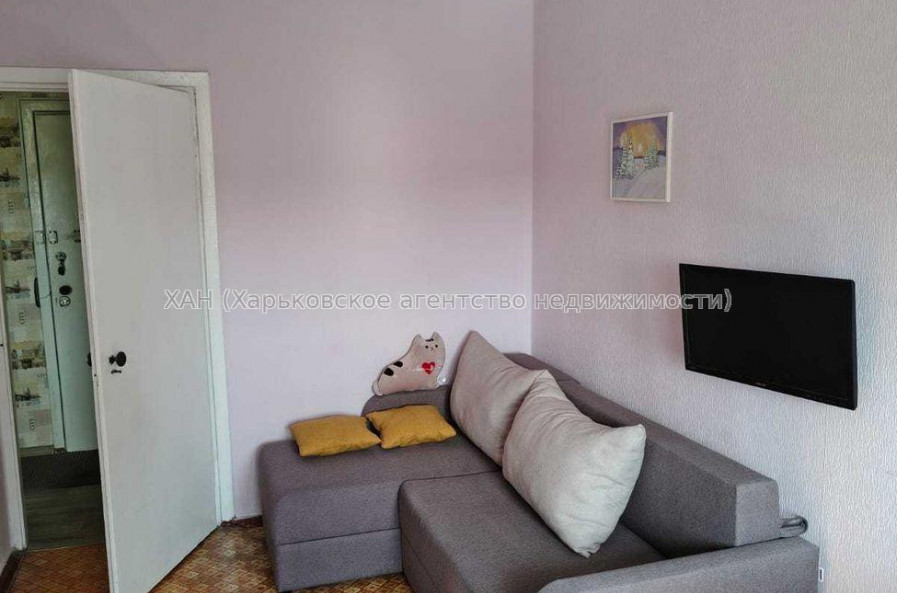Продам квартиру, Ньютона ул. , 2 кім., 45 м², капитальный ремонт 