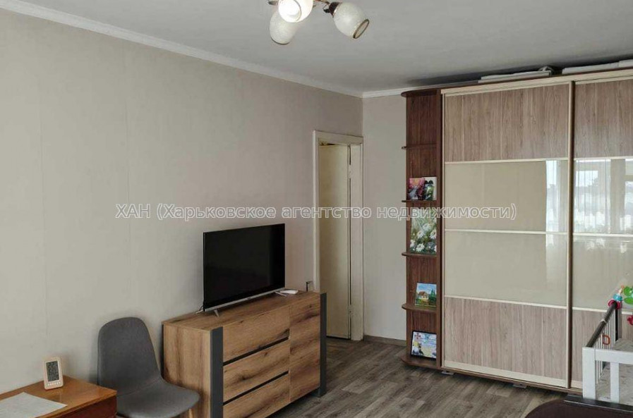Продам квартиру, Ньютона ул. , 2 кім., 45 м², капитальный ремонт 