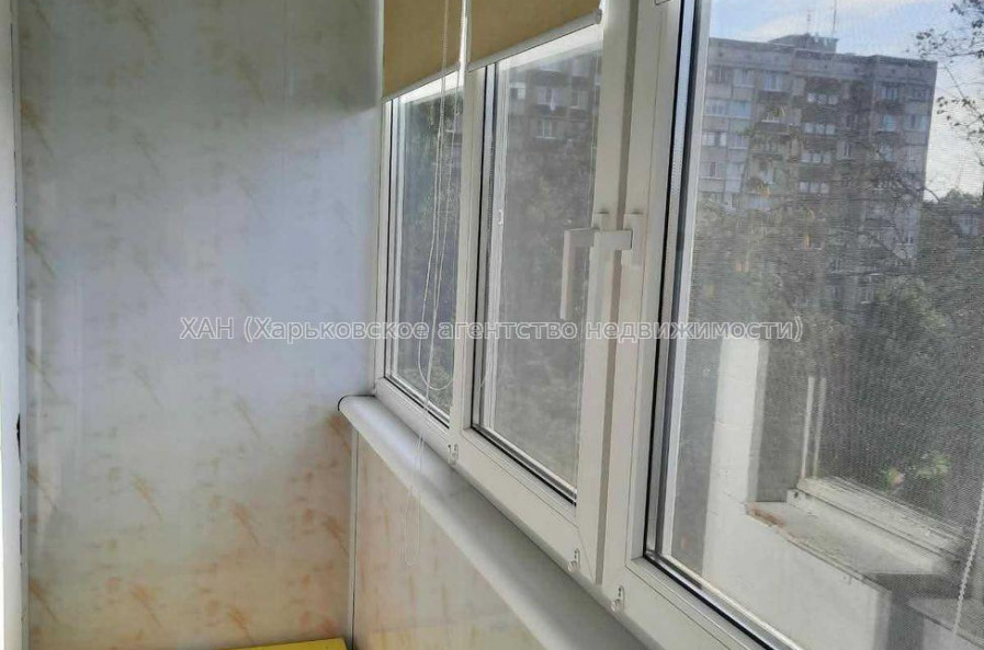 Продам квартиру, Ньютона ул. , 2 кім., 45 м², капитальный ремонт 