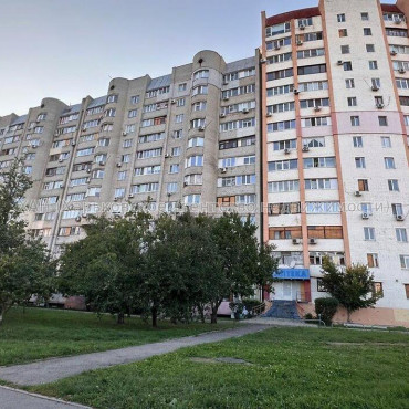 Продам квартиру, Победы просп. , 1  ком., 36.80 м², косметический ремонт 