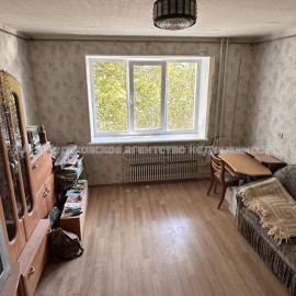 Продам квартиру, Победы просп. , 1  ком., 36.80 м², косметический ремонт