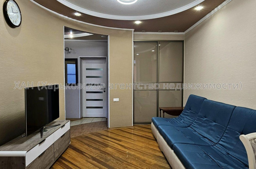 Продам квартиру, Пушкинский въезд , 3  ком., 75.30 м², косметический ремонт 