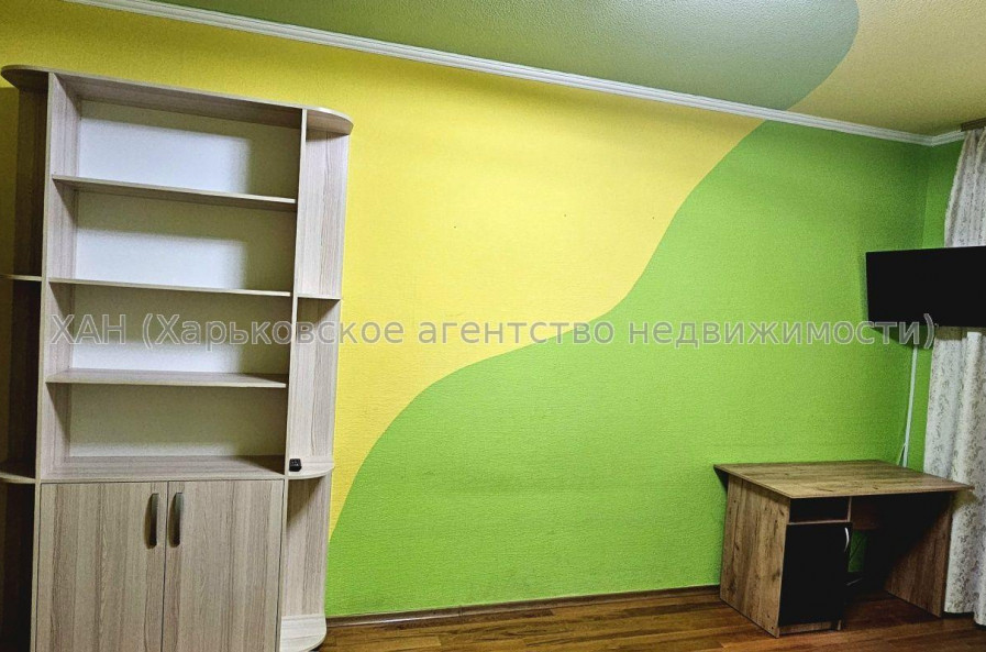 Продам квартиру, Пушкинский въезд , 3  ком., 75.30 м², косметический ремонт 