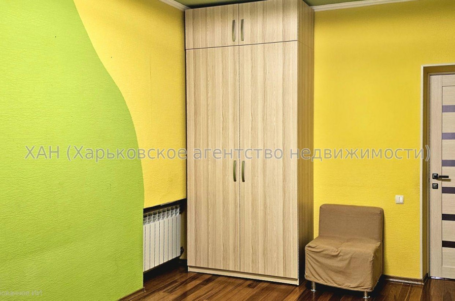Продам квартиру, Пушкинский въезд , 3  ком., 75.30 м², косметический ремонт 