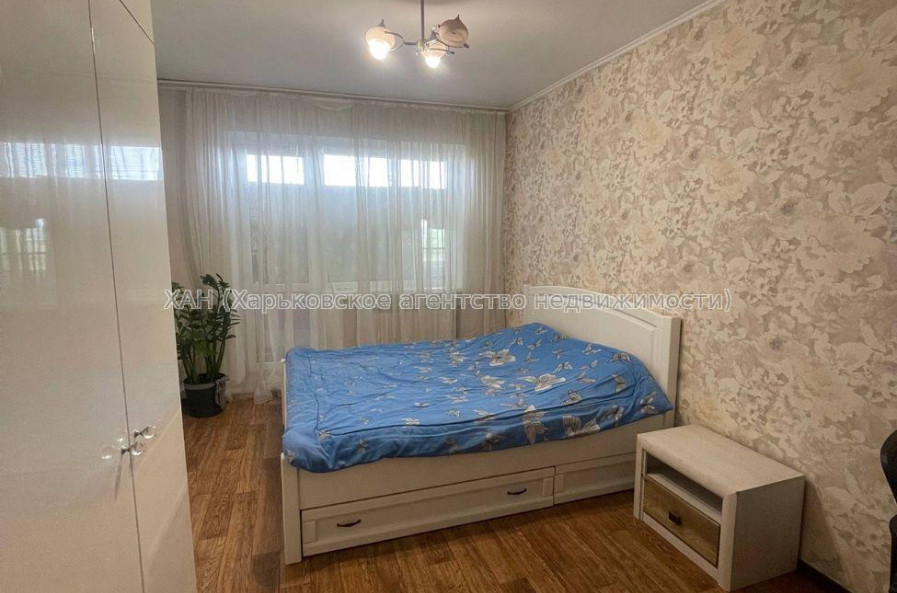 Продам квартиру, Ферганская ул. , 3  ком., 53 м², косметический ремонт 