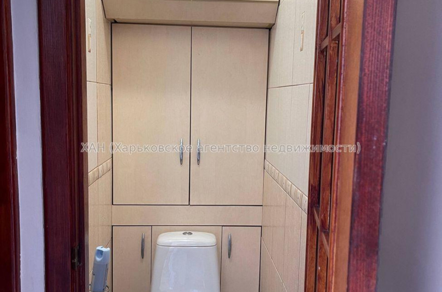 Продам квартиру, Ферганская ул. , 3  ком., 53 м², косметический ремонт 