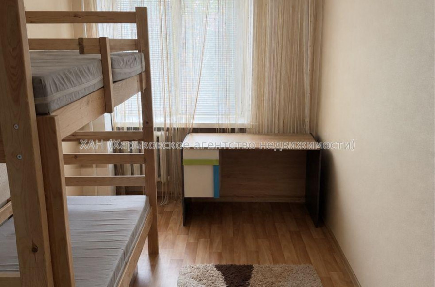 Продам квартиру, Льва Ландау просп. , 2  ком., 42 м², косметический ремонт 