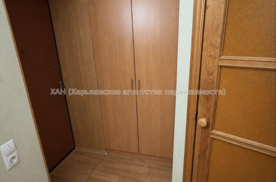 Продам квартиру, Льва Ландау просп. , 2  ком., 42 м², косметический ремонт 