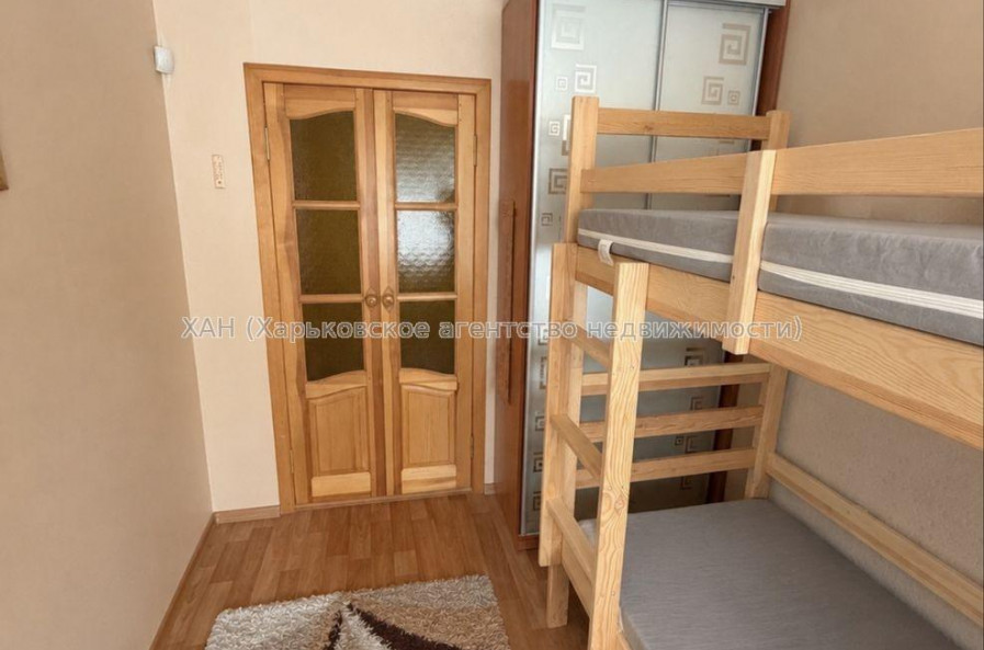 Продам квартиру, Льва Ландау просп. , 2  ком., 42 м², косметический ремонт 
