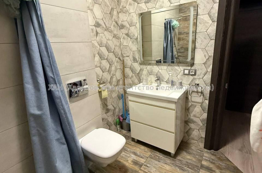 Продам квартиру, Библика ул. , 4  ком., 106 м², авторский дизайн 