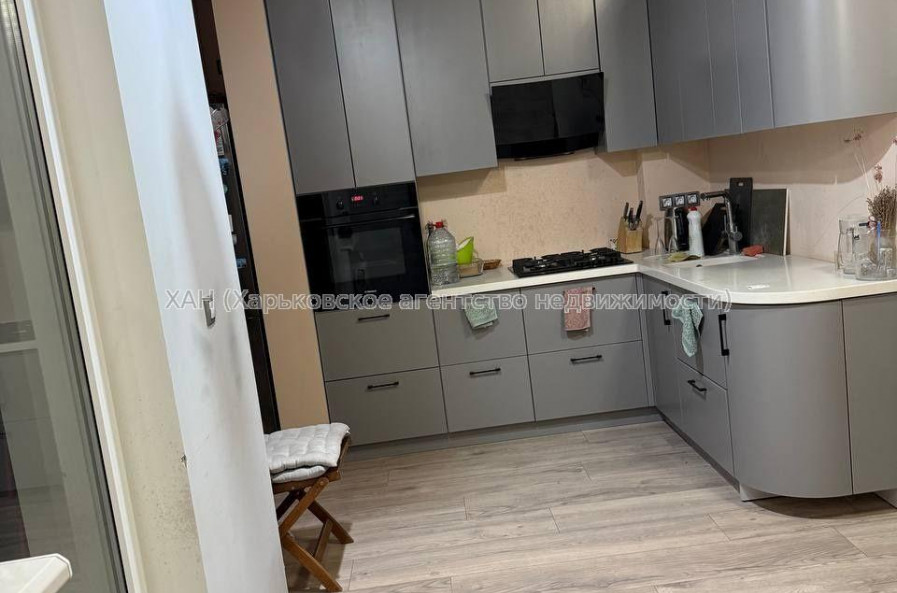 Продам квартиру, Библика ул. , 4  ком., 106 м², авторский дизайн 