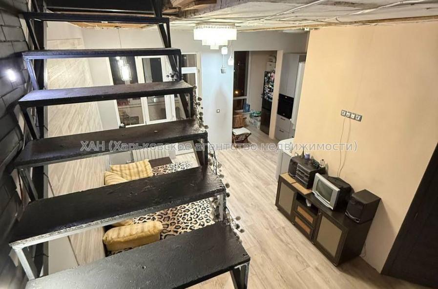 Продам квартиру, Библика ул. , 4  ком., 106 м², авторский дизайн 