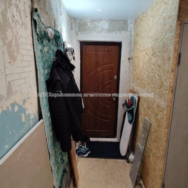 Продам квартиру, Бучмы ул. , 2  ком., 44.40 м², частичный ремонт 