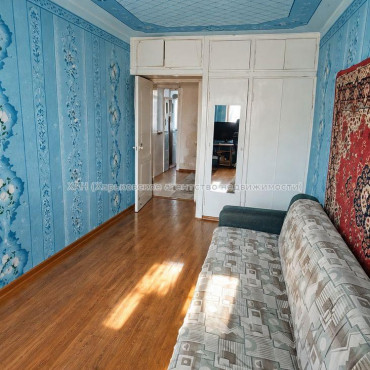 Продам квартиру, Бучмы ул. , 2  ком., 44.40 м², частичный ремонт 