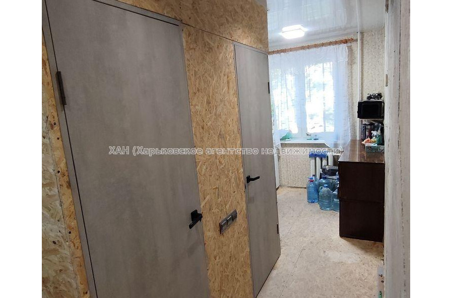 Продам квартиру, Бучмы ул. , 2  ком., 44.40 м², частичный ремонт 