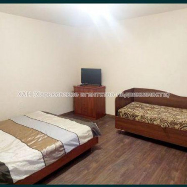 Продам квартиру, Владислава Зубенко ул. , 1 кім., 30 м², евроремонт 