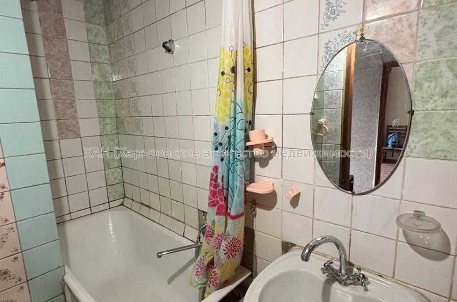 Продам квартиру, Аскольдовская ул. , 2 кім., 34 м², советский ремонт 