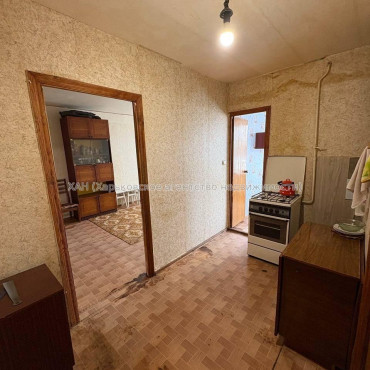 Продам квартиру, Аскольдовская ул. , 2 кім., 34 м², советский ремонт 