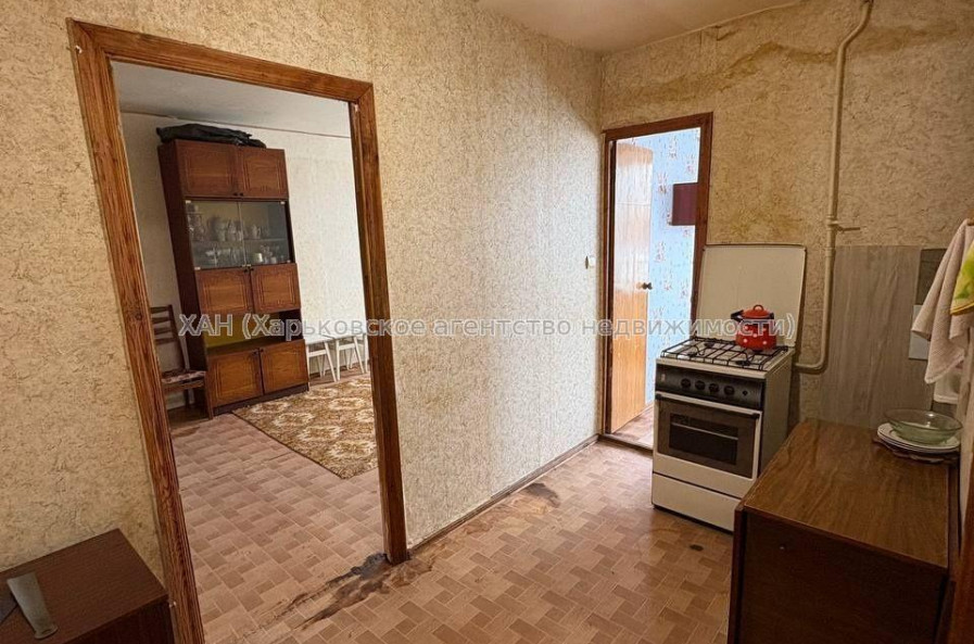 Продам квартиру, Аскольдовская ул. , 2 кім., 34 м², советский ремонт 