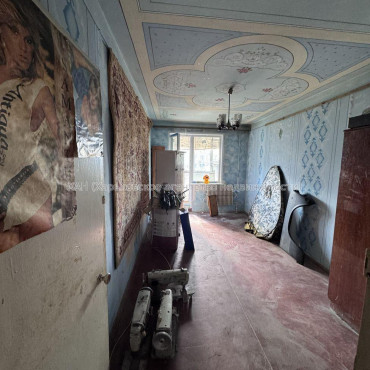 Продам квартиру, Солнечная ул. , 3 кім., 63.50 м², советский ремонт 