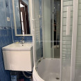 Продам квартиру, Валентиновская ул. , 22 , 2 кім., 45 м², капитальный ремонт 