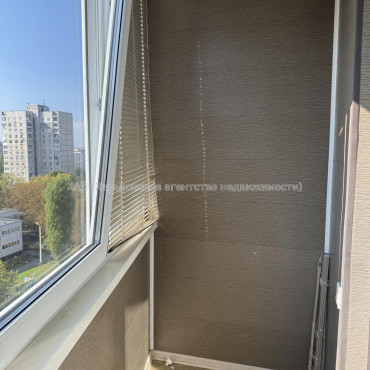 Продам квартиру, Валентиновская ул. , 22 , 2 кім., 45 м², капитальный ремонт 