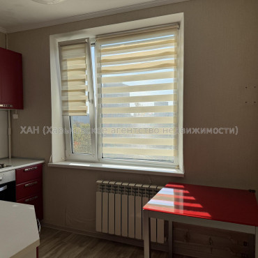 Продам квартиру, Валентиновская ул. , 22 , 2 кім., 45 м², капитальный ремонт 