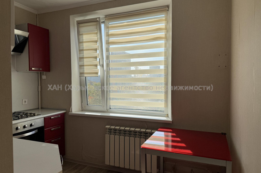 Продам квартиру, Валентиновская ул. , 22 , 2 кім., 45 м², капитальный ремонт 