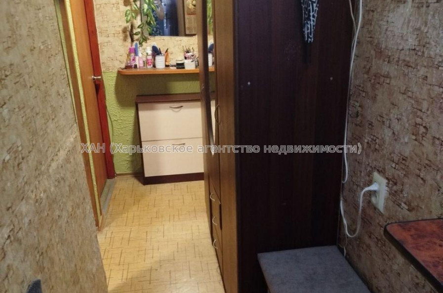 Продам квартиру, Бучмы ул. , 2  ком., 48 м², косметический ремонт 