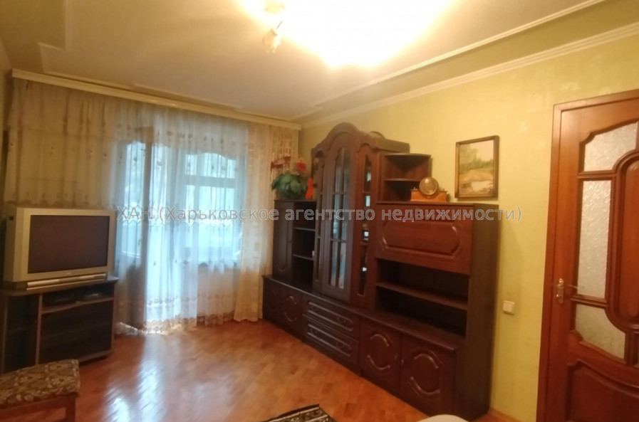 Сдам квартиру, Аэрокосмический пр. , 2  ком., 45 м², капитальный ремонт 
