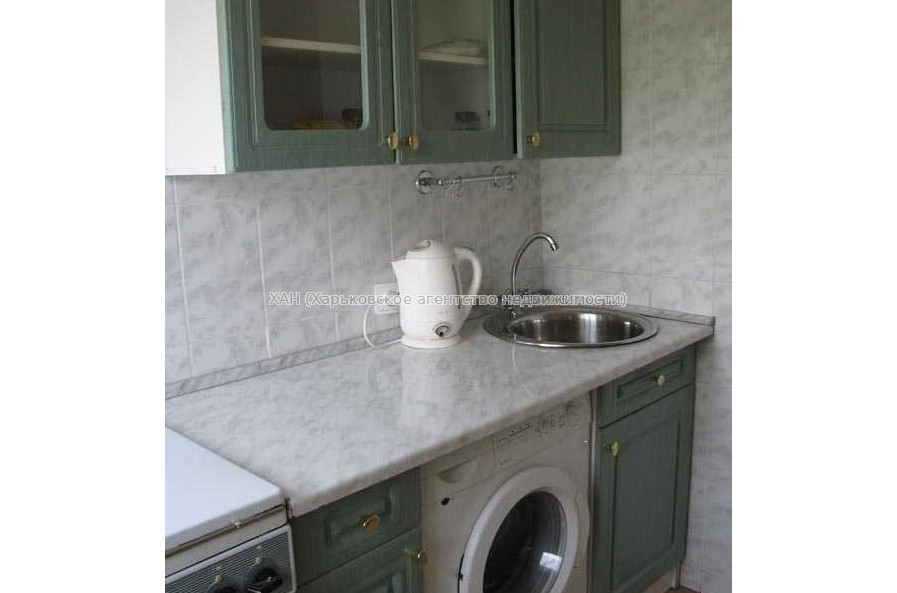 Продам квартиру, Бригады Хартия ул. , 1  ком., 29.50 м², косметический ремонт 