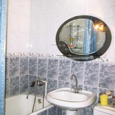 Продам квартиру, Бригады Хартия ул. , 1  ком., 29.50 м², косметический ремонт 
