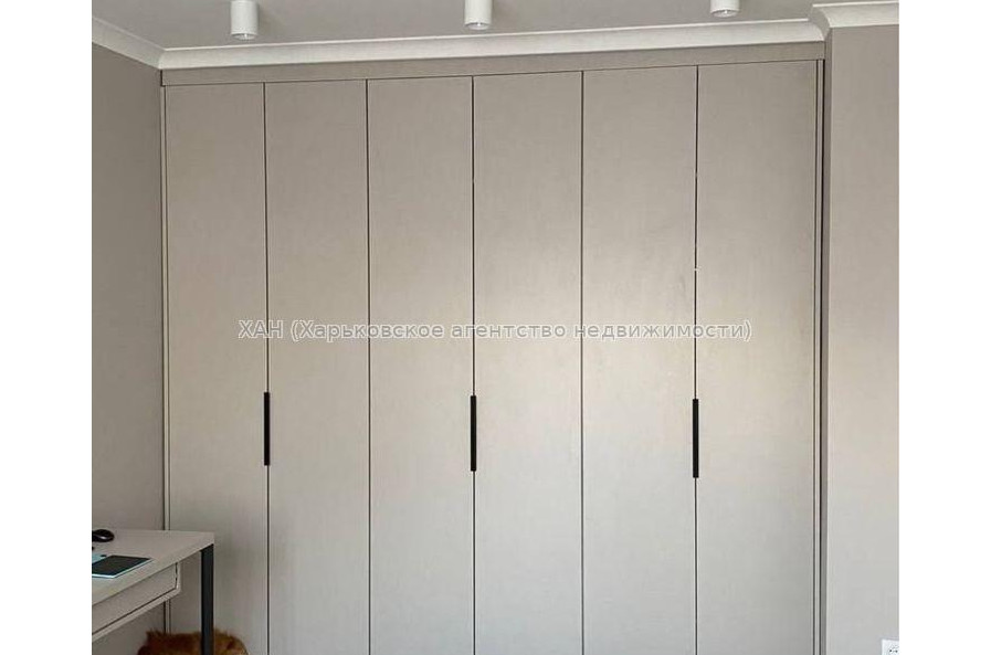 Продам квартиру, Космическая ул. , 1 кім., 49.70 м², авторский дизайн 