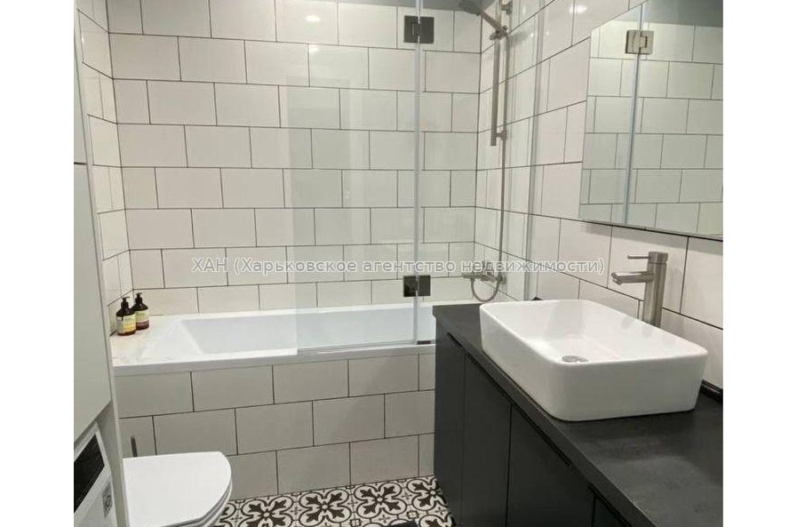 Продам квартиру, Космическая ул. , 1 кім., 49.70 м², авторский дизайн 