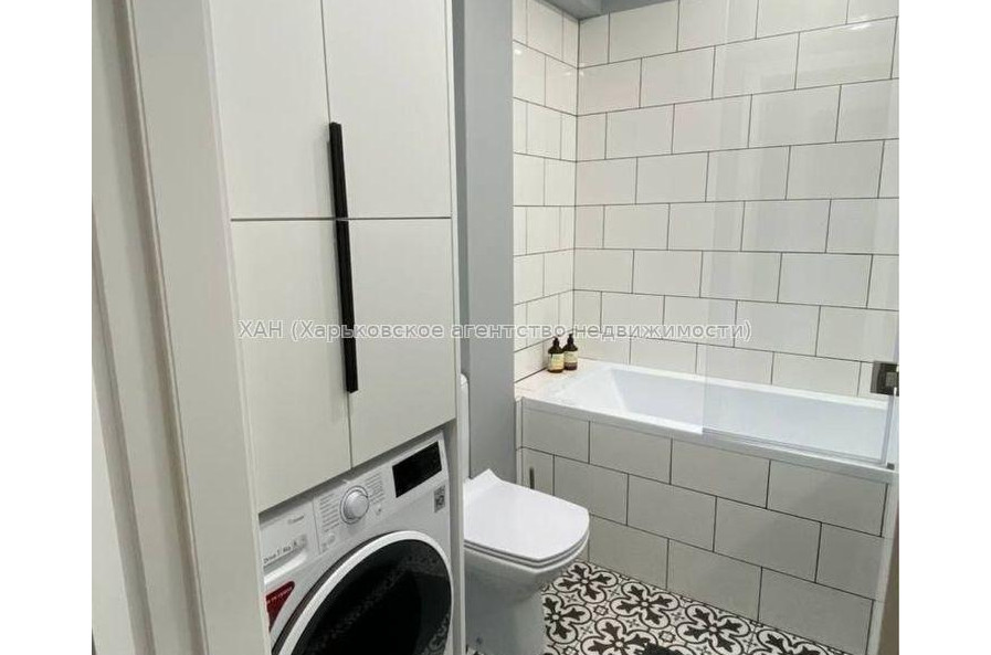 Продам квартиру, Космическая ул. , 1 кім., 49.70 м², авторский дизайн 