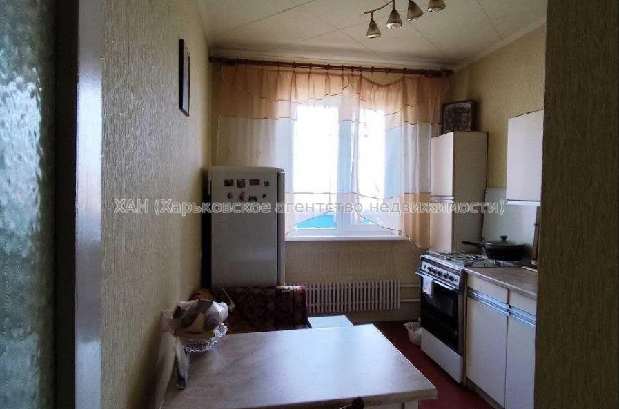 Продам квартиру, Гарибальди ул. , 1  ком., 38 м², советский ремонт 