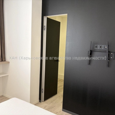 Продам квартиру, Гвардейцев Широнинцев ул. , 73Г , 2  ком., 65 м², авторский дизайн 