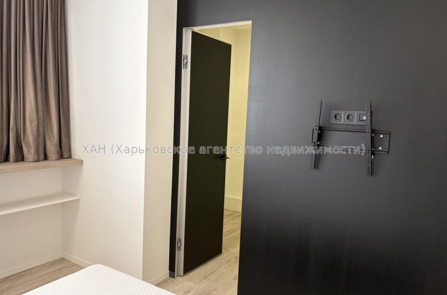 Продам квартиру, Гвардейцев Широнинцев ул. , 73Г , 2  ком., 65 м², авторский дизайн 
