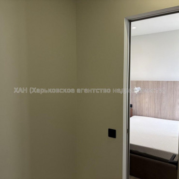 Продам квартиру, Гвардейцев Широнинцев ул. , 73Г , 2  ком., 65 м², авторский дизайн 
