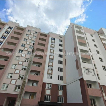 Продам квартиру, 1 кім., 37 м², без внутренних работ 