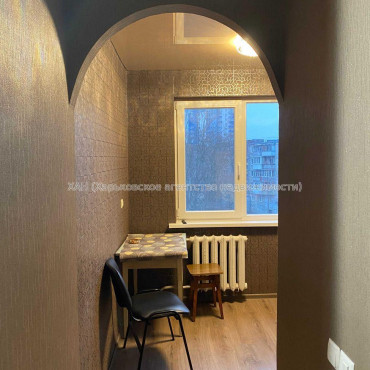 Продам квартиру, Зерновая ул. , 2  ком., 39 м², косметический ремонт 