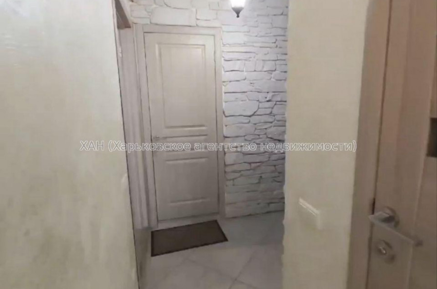 Продам квартиру, Балканская ул. , 1  ком., 33 м², евроремонт 