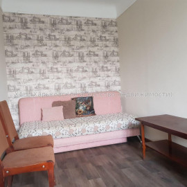 Сдам квартиру, Защитников Неба ул. , 2  ком., 50 м², косметический ремонт
