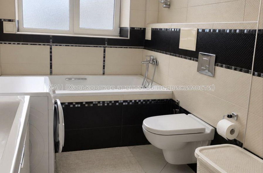 Продам квартиру, Чичибабина Бориса ул. , 3  ком., 89 м², евроремонт 