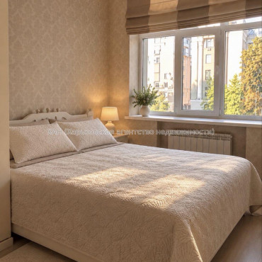 Продам квартиру, Чичибабина Бориса ул. , 3  ком., 89 м², евроремонт 