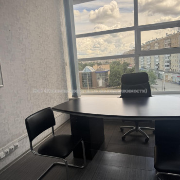 Здам нежитлову нерухомість, офис в офисном центре , 7 кім., 250 м², евроремонт 