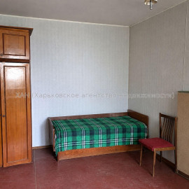 Продам квартиру, Деревянко ул. , 1  ком., 33.30 м², без ремонта