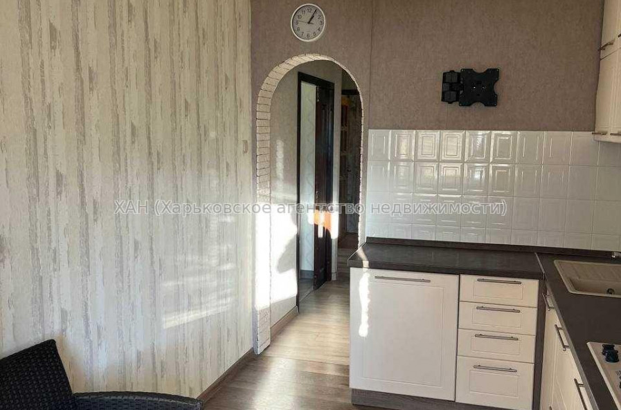 Продам квартиру, Аэрокосмический пр. , 3 кім., 68 м², евроремонт 