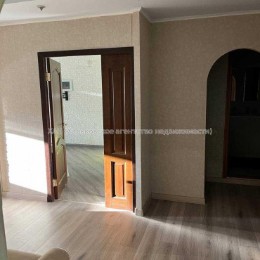 Продам квартиру, Аэрокосмический пр. , 3 кім., 68 м², евроремонт 